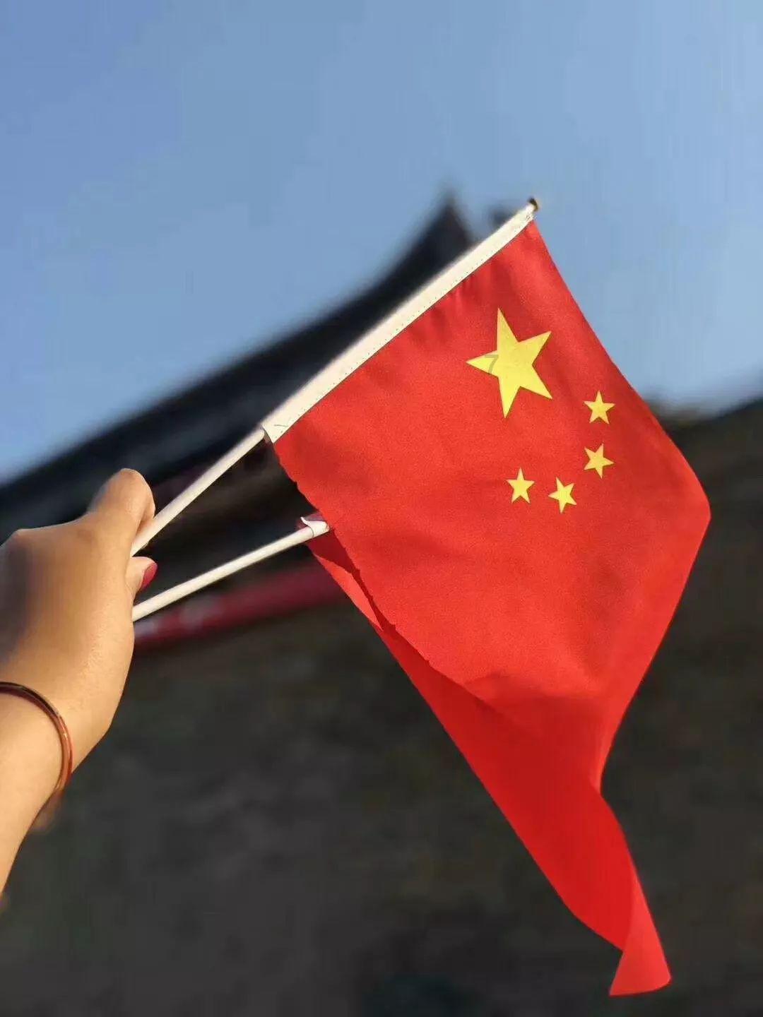 牛仔和T恤