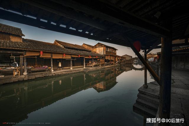 可爱吊带裙